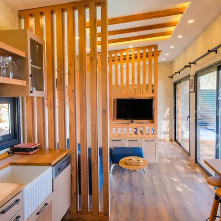 Shmayaa House - Hill Kalkan